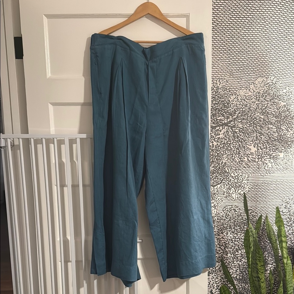 Women’s Linen Wide Leg Blue Pants by Athleta